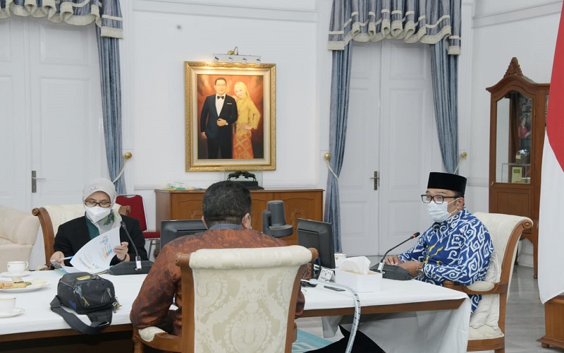 Percepat Vaksinasi Covid-19 di Jabar, Ridwan Kamil Gandeng Swasta