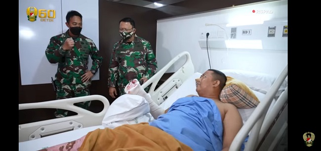 KSAD Jenderal Andika Janji Bikinkan Tangan Palsu untuk Korban Kecelakaan Heli di Kendal