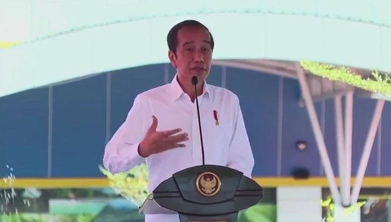 Resmikan Bandara Kuabang di Halmahera Utara, Jokowi Minta Ada Penerbangan Reguler Seminggu 2 Kali