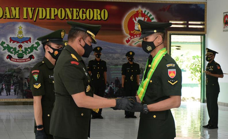 Anak Petani asal Demak Jadi Bintara Terbaik Penerbang Angkatan Darat