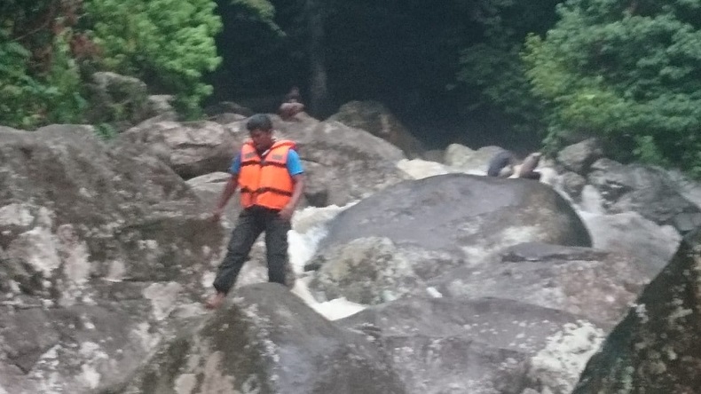 Main di Air Terjun Lubuk Hitam, 3 Mahasiswa Universitas Negeri Padang Tenggelam