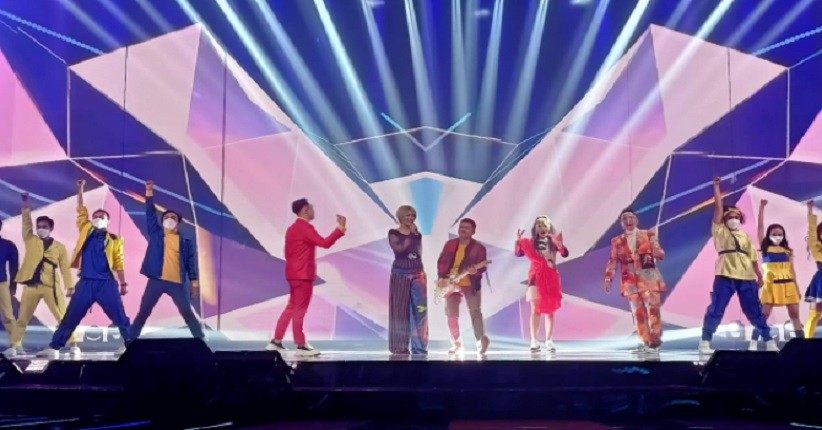 Buka HUT ke-13 Dahsyat, Inul Daratista dan Ade Govinda Bawakan Lagu Tanpa Batas Waktu