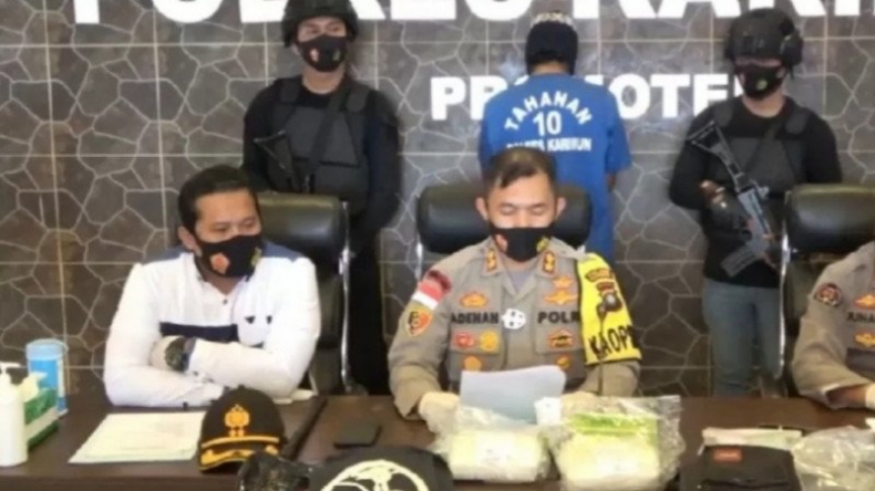 Ungkap 8 Kasus Narkoba selama Sebulan, Polres Karimun Gulung 21 Pelaku
