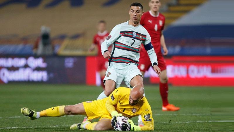 Dibayar Berapa Pun Cristiano Ronaldo Ogah Main di Man City, Ini Penyebabnya