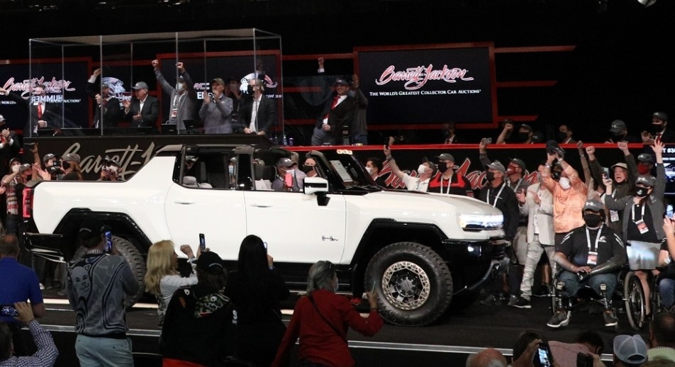 Mobil Hummer Listrik Edisi Pertama Terjual Rp36 Miliar 