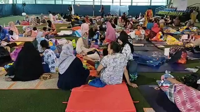 Pertamina Kerahkan Psikolog Lakukan Trauma Healing bagi Pengungsi Kilang Balongan