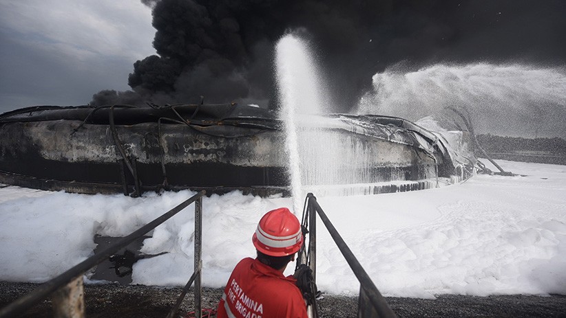 25.328 Kiloliter Minyak Hilang Gegara Kilang Pertamina Balongan Terbakar