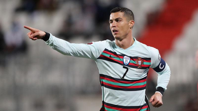 Harga Saham Turun Rp57 Triliun Gara-gara Cristiano Ronaldo, Pihak Coca-Cola Bilang Begini