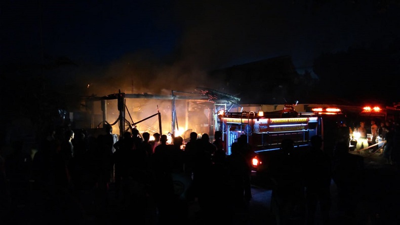 Pria di Pangandaran Mengamuk Bacok 5 Tetangganya dan Bakar Rumah