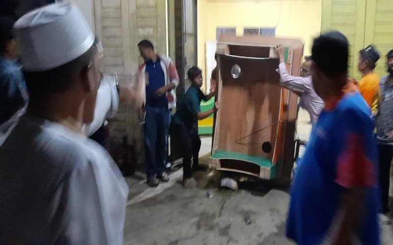 Jelang Ramadan, Warga Terjun Medan Marelan Ubrak-abrik Lokasi Judi