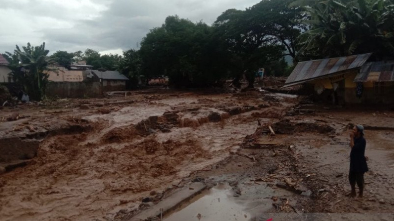 Banjir Bandang dan Tanah Longsor di Flores Timur, 54 Orang Tewas