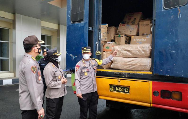 Polda Jateng Terjunkan Belasan Personel dan Kirim Bantuan Kemanusiaan ke NTT
