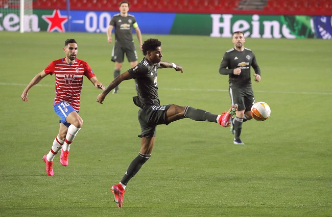 Manchester United Menang 2-0 di Markas Granada, Rashford dan Fernandes Cetak Gol