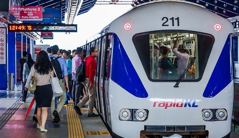 Viral, Penumpang Kereta LRT Masturbasi di Hadapan Remaja Perempuan