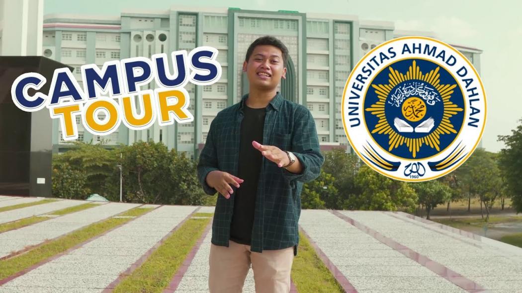 Keliling Kampus Megah Rasa Mal di Yogyakarta