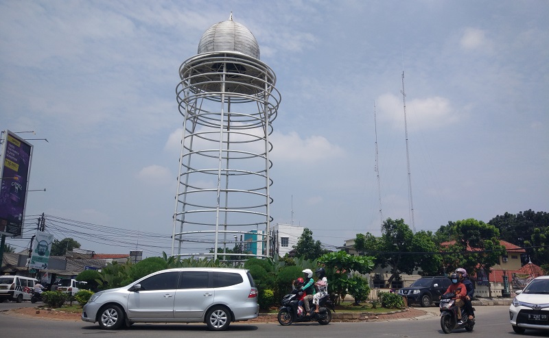 Tugu Pamulang Mulai Dipagari Seng, Dinas PUPR Banten : Biar Nggak Gaduh