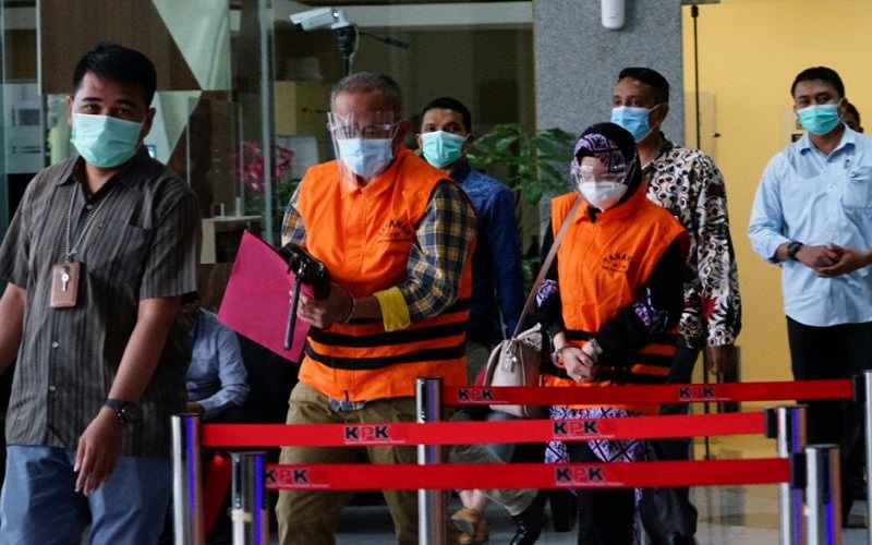 Diduga Terima Suap, Anggota DPRD Jabar dan Eks Legislator Dijebloskan ke Rutan KPK