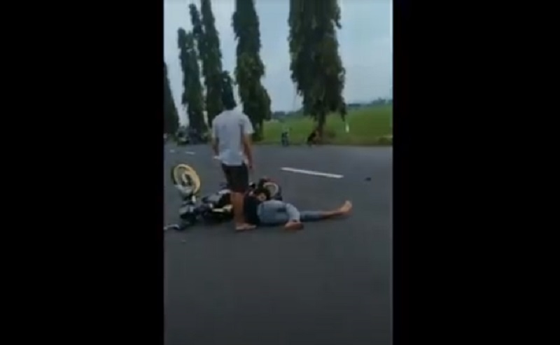Tabrakan saat Balap Liar, 2 Remaja Tuban Terkapar di Tengah Jalan 