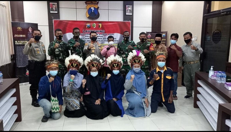 Polda Jatim Jadi Orang Tua Asuh untuk 1.778 Pelajar dan Mahasiswa Papua 