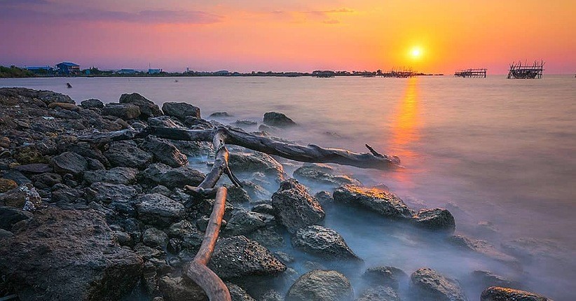 4 Wisata Pantai di Semarang, Nomor 3 Miliki Sunset Paling Indah  
