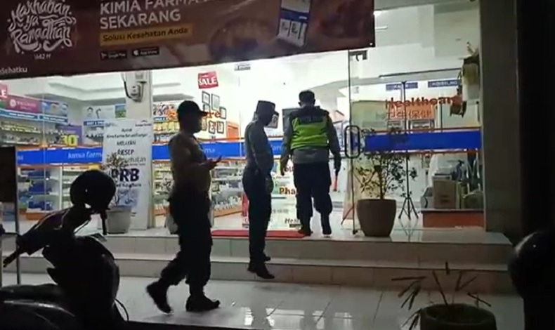 Perampok Apotek di Gianyar Diduga Todongkan Pistol, Polisi Periksa CCTV