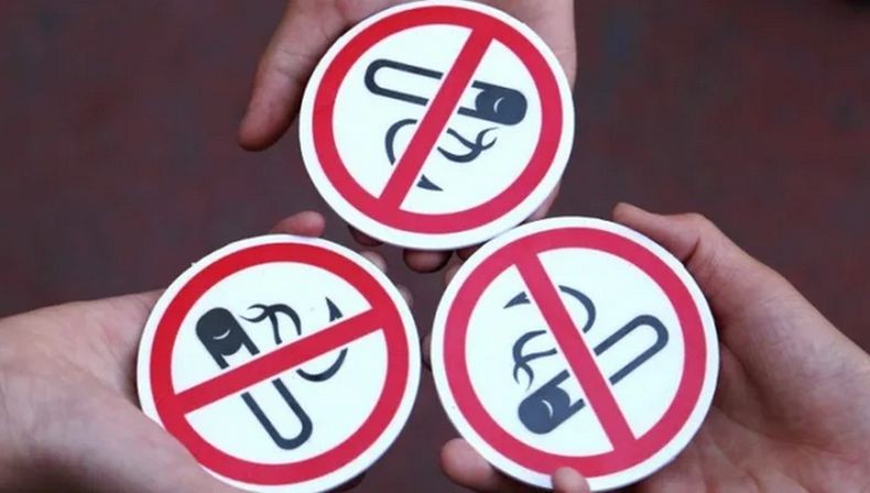 Negara Ini Bakal Larang Warga Beli Rokok Seumur Hidup