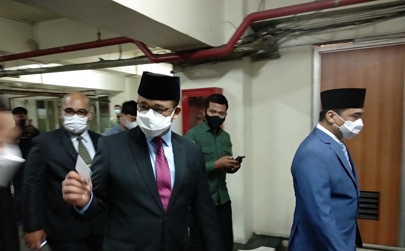 PPKM Darurat Berlaku, Anies Ibaratkan Pesawat Hadapi Turbulensi