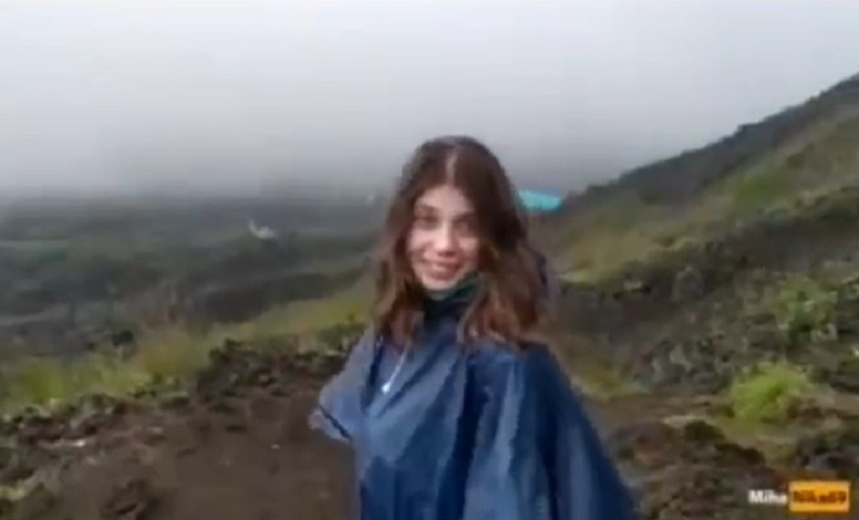 Video Porno Model Rusia Miha Nika di Gunung Batur Bali Dibuat Setahun Lalu