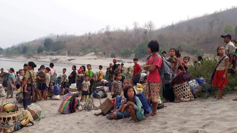 Takut Jadi Korban Pertempuran, Ribuan Penduduk Desa Myanmar Siap Kabur ke Thailand