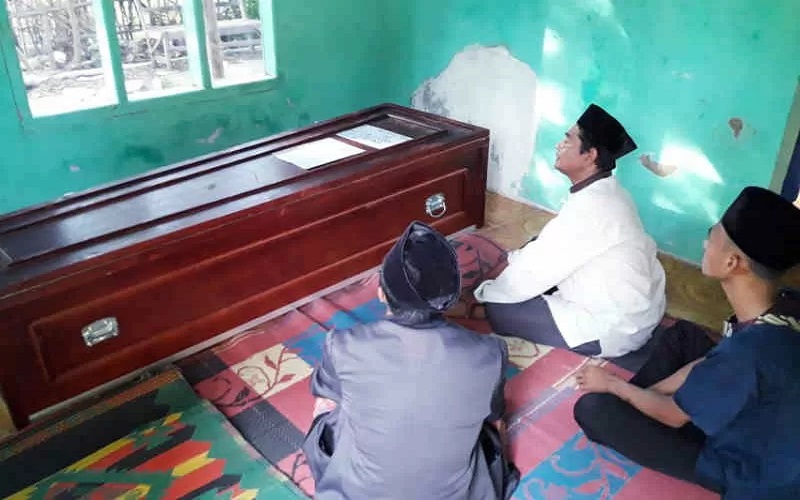Jutaan TKI Ilegal di Luar Negeri, Ratusan Pulang Dalam Peti Mati