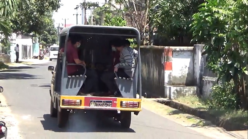 Digerebek Warga, 5 Remaja Diduga Kumpul Kebo Digiring ke Kantor Polisi