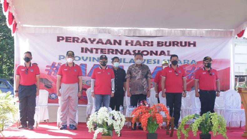 May Day di Sulut, Buruh dan Forkopimda Kerja Bakti Bersihkan Pantai serta Berbagi Kasih
