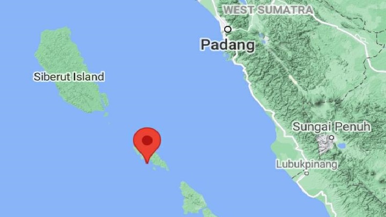 Siaga Gempa, Warga Sipora Mentawai Mengungsi ke Gereja