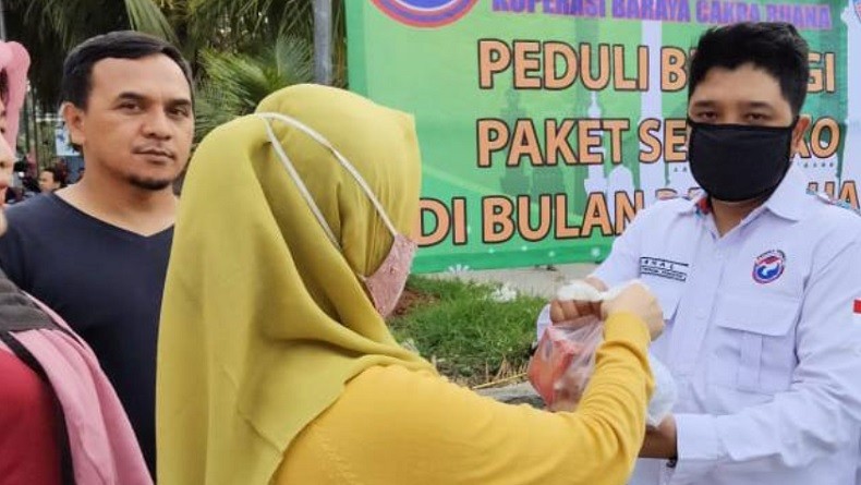 Berbagi Kebaikan, DPP Pemuda Perindo Bagikan 300 Paket Sembako di Bekasi 