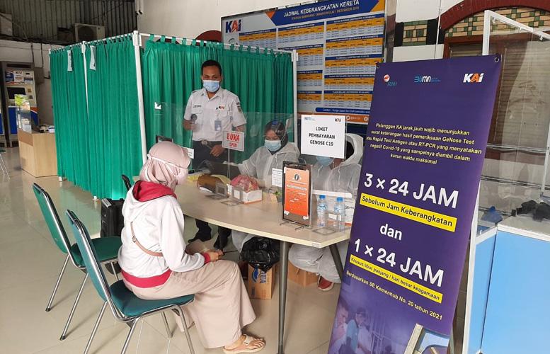 KA Beroperasional Terbatas, Daop 4 Semarang Tambah Petugas Verifikasi Penumpang 