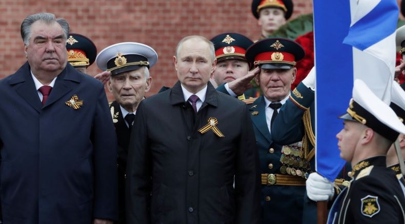 Peringati 76 Tahun Kemenangan dalam Perang Dunia II, Rusia Unjuk Kekuatan Tempur