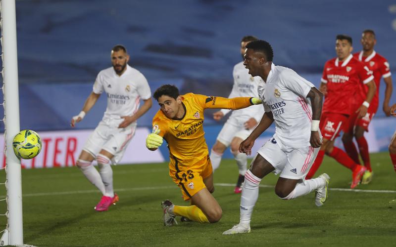 Gol Benzema Dianulir, Real Madrid Ditahan Sevilla dan Gagal Kuasai Klasemen 