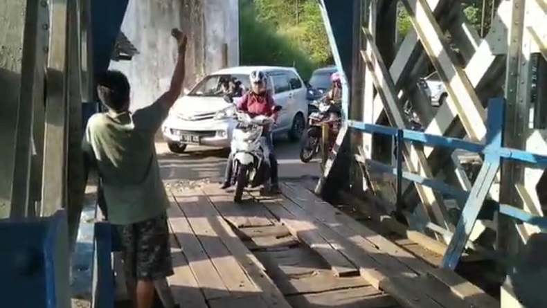 Terowongan KA Cirahong Ciamis, Jalur Alternatif Mudik Legendaris Kini Sepi dan Merana