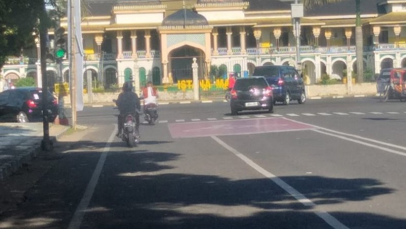 Hari Pertama Lebaran, Jalanan di Kota Medan Sepi