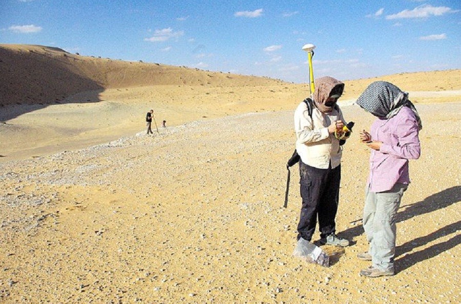 Situs Manusia Purba Berusia 350.000 Tahun Ditemukan di Gurun Pasir Arab Saudi