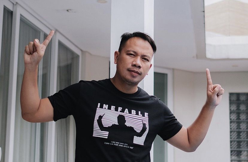 Begini Respons Ibu Kalina Tahu Vicky Prasetyo Masih Suka Genit di TV