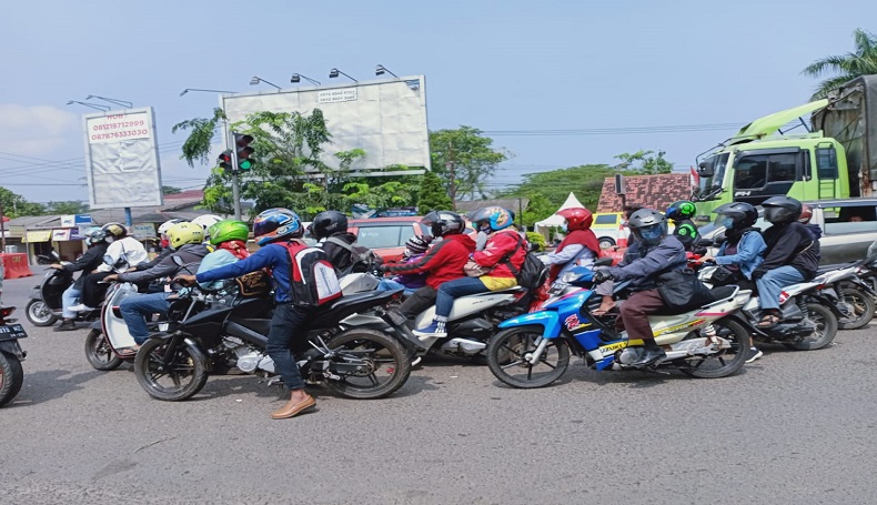 Arus Balik, Pemudik di Pos Penyekatan Tanjungpura Karawang Masih Sepi