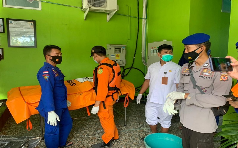Korban Terseret Ombak di Pantai Sayangheulang Garut Ditemukan Meninggal