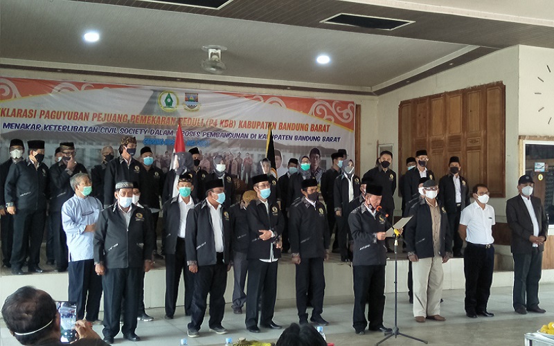 P4KBB Tuntut Plt Bupati Hengki Kurniawan Tuntaskan Janji Politik saat Kampanye