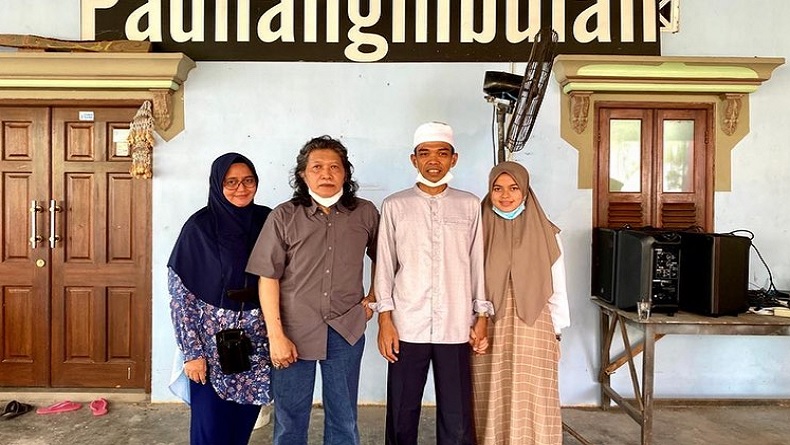  Ustaz Abdul Somad Idolakan Cak Nun, Begini Ceritanya