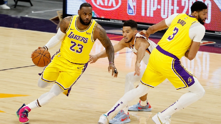 Lakers Ditaklukkan Suns di Playoff NBA Gim 1, Anthony Davis: Kami Main Sangat Buruk