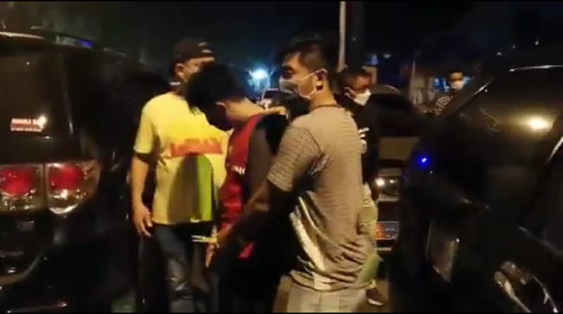 Anggota TNI Babak Belur Dikeroyok Preman di Terminal Bungurasih