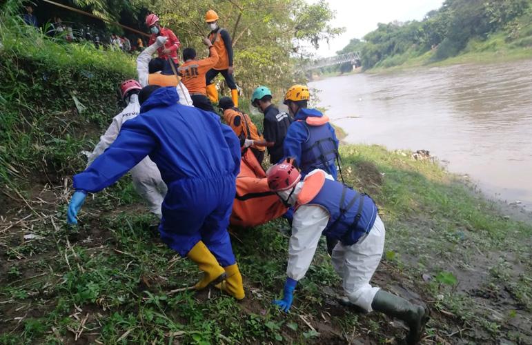  Seniman Jogja Ditemukan Tewas di Bengawan Solo 