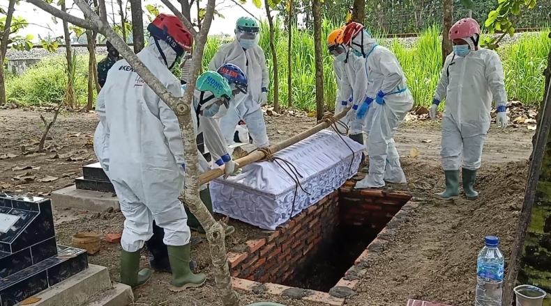 Hari Ini 1.824 Orang Meninggal akibat Covid-19, Jateng Terbanyak Kedua