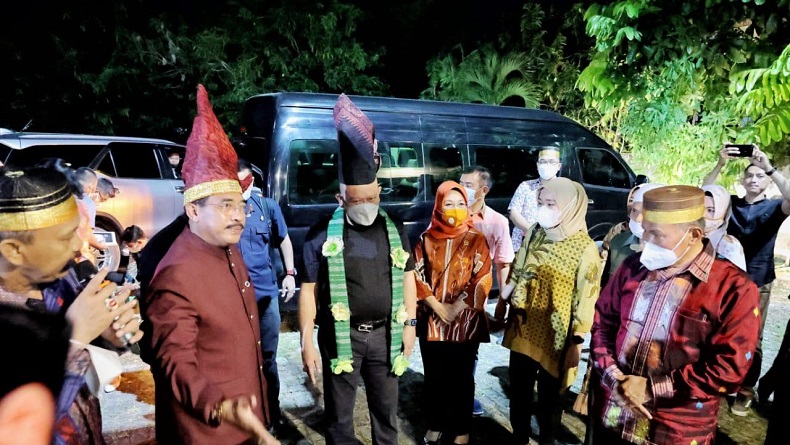 Ketua DPD La Nyalla Dukung Reboisasi Kawasan Bandara Toraja, Minta KKOP Diperhatikan